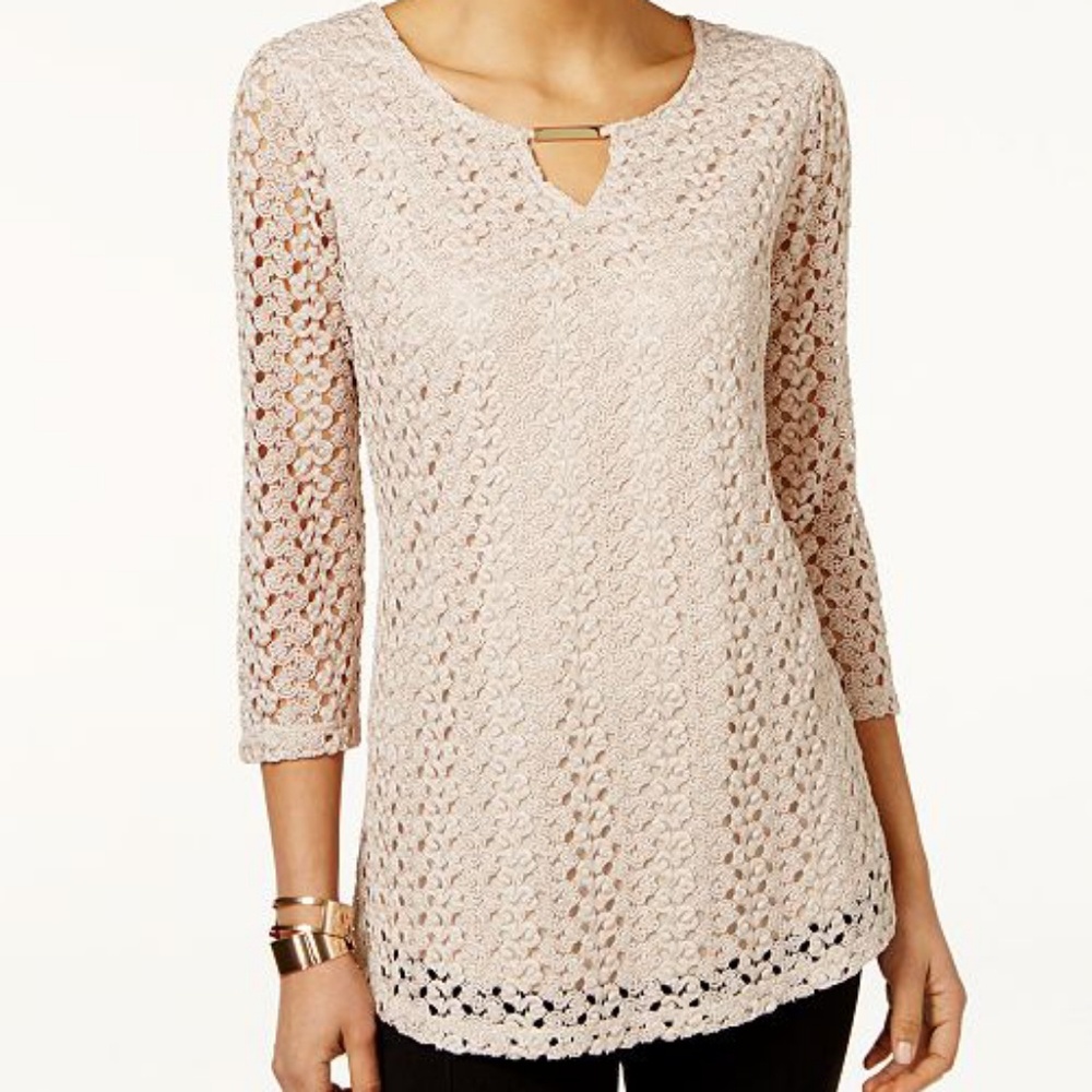 3/4 sleeve lace print top